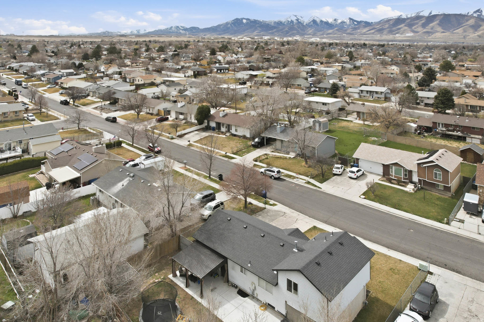 GARDEN GATE - Residential