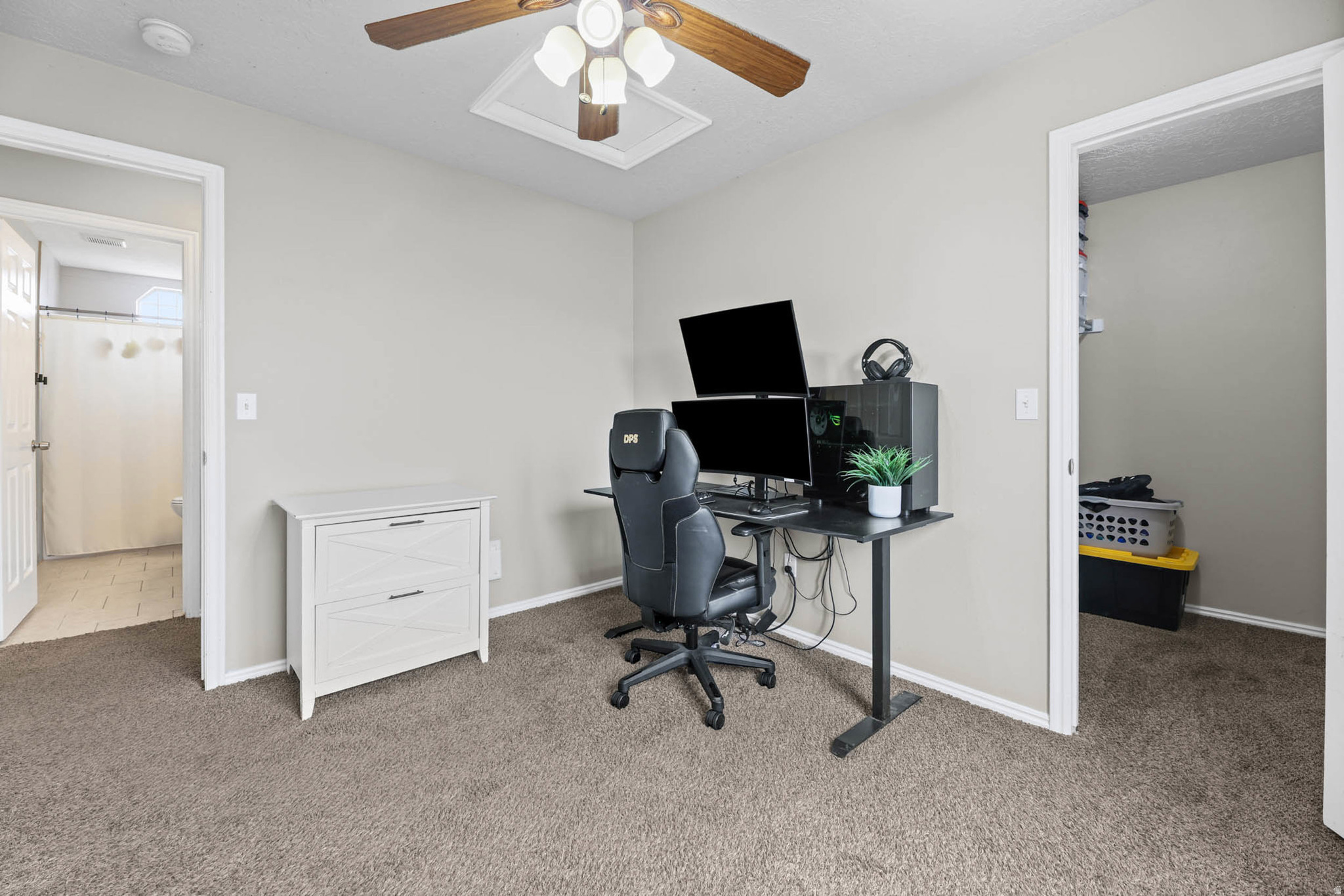 GARDEN GATE - Residential