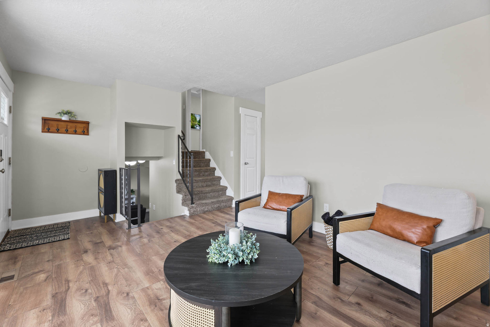 GARDEN GATE - Residential