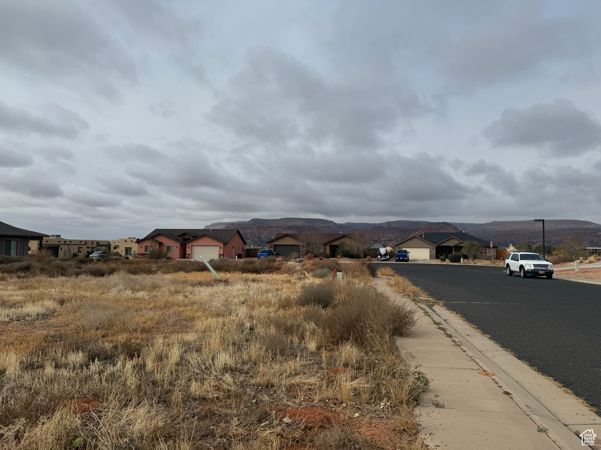 786 E Cedar Cir, Kanab, Utah image 4