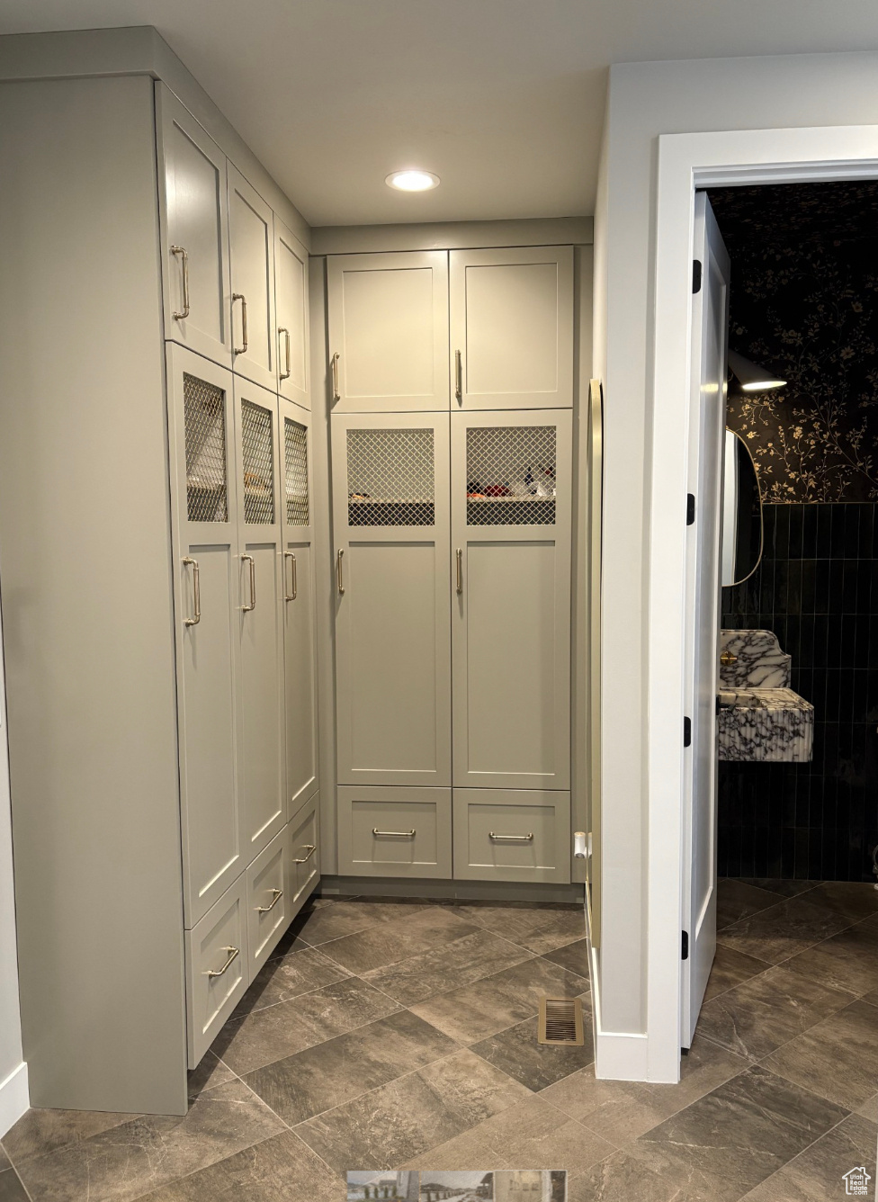 8017 S Red Baron Ln #120, West Jordan, Utah image 6