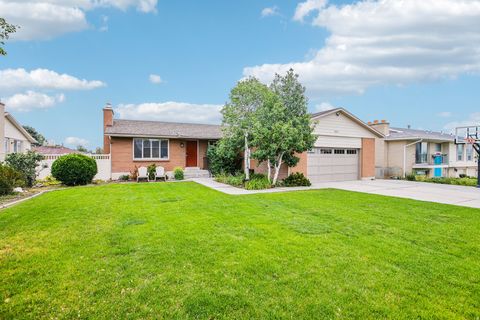 Tiny photo for 3302 W BLUE HAVEN DR, West Valley City, UT 84119 (MLS # 2159063)