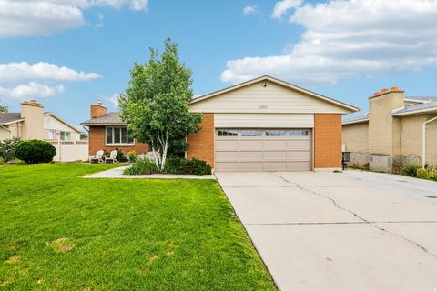 Tiny photo for 3302 W BLUE HAVEN DR, West Valley City, UT 84119 (MLS # 2159063)
