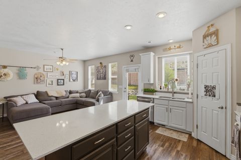 Tiny photo for 10262 N 3900 W, Cedar Hills, UT 84062 (MLS # 2147922)