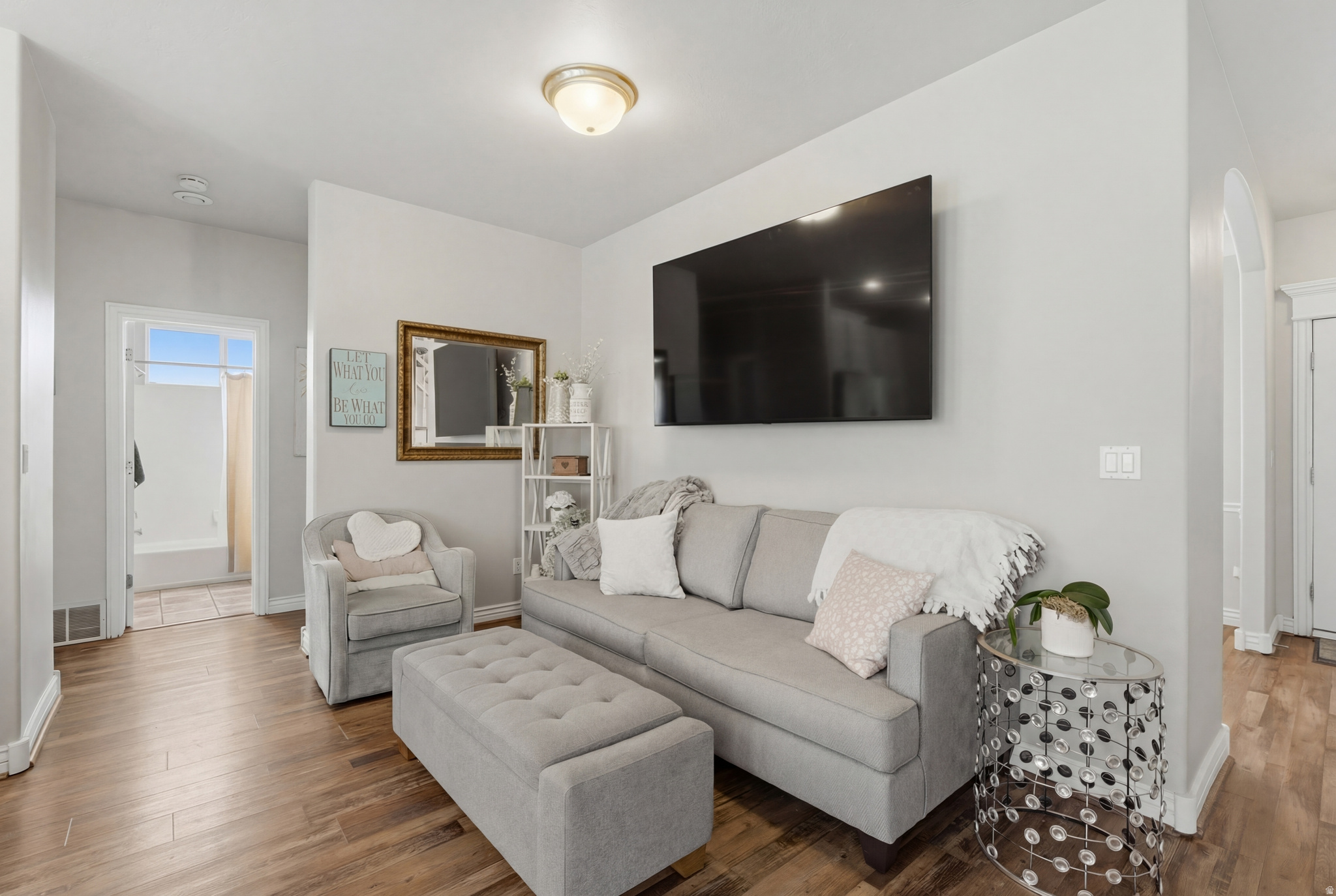 RED OAKS - Residential