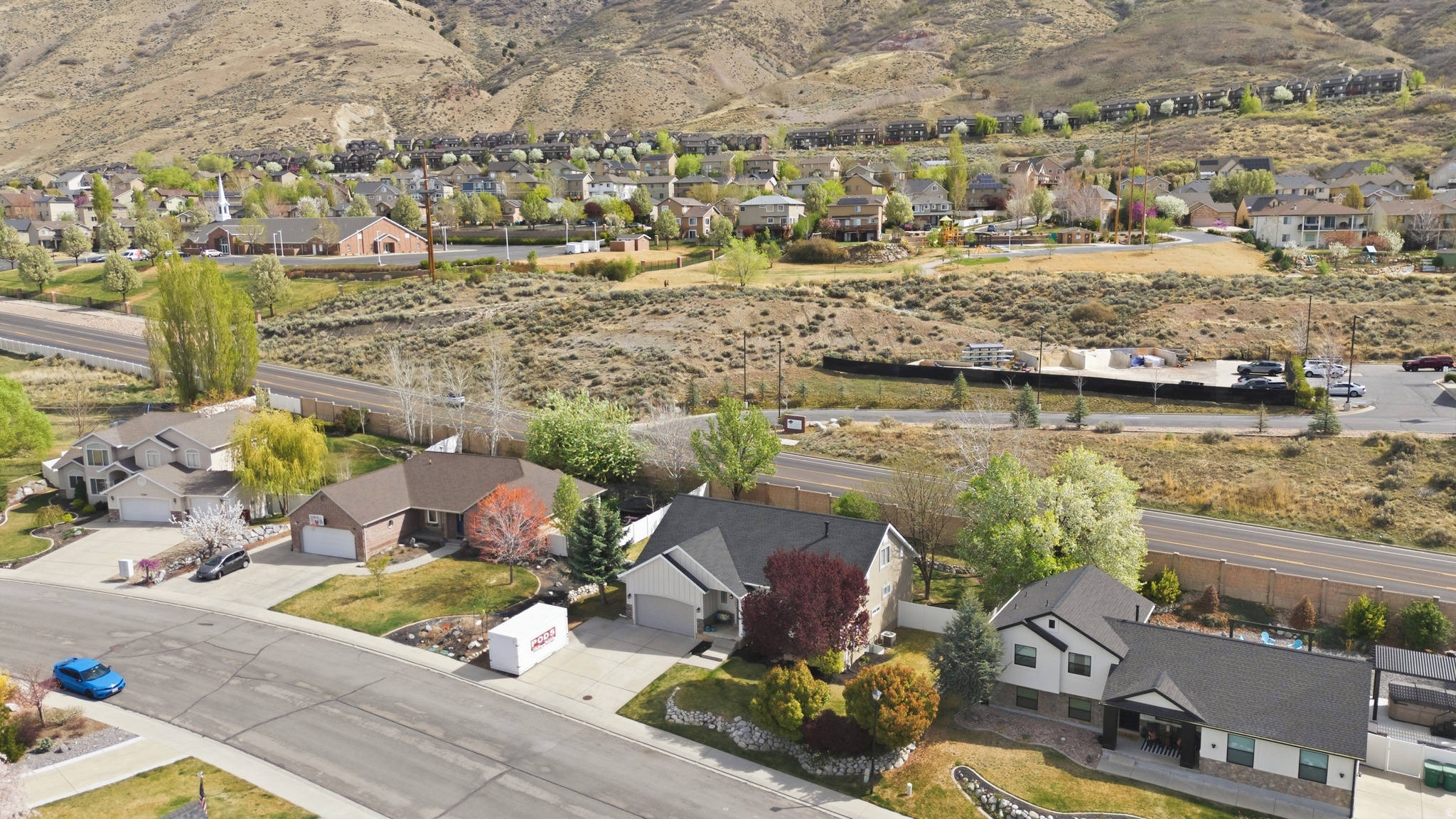 RED OAKS - Residential