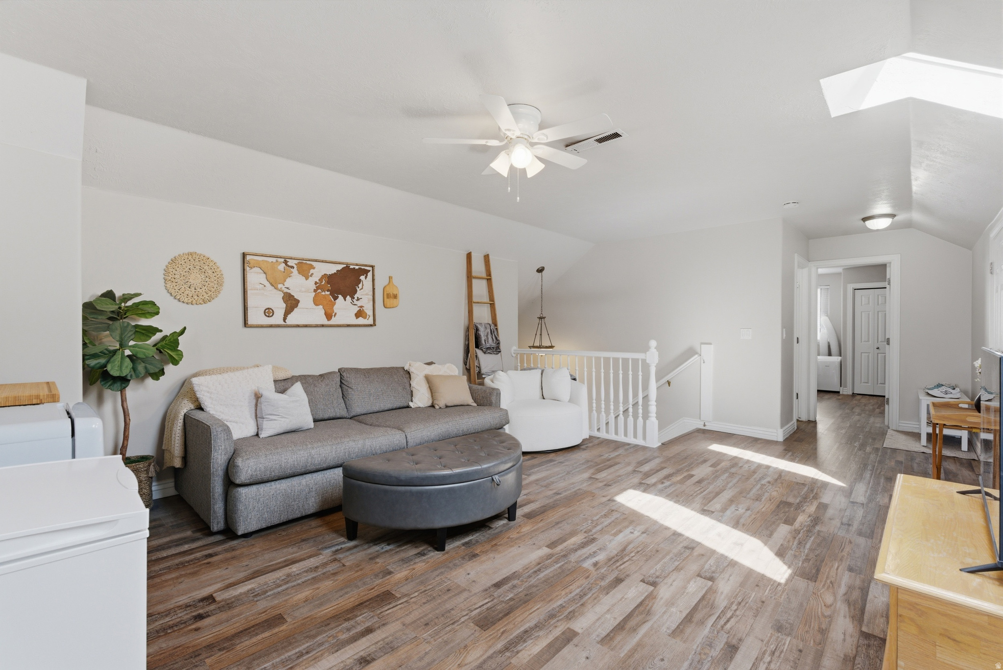 RED OAKS - Residential