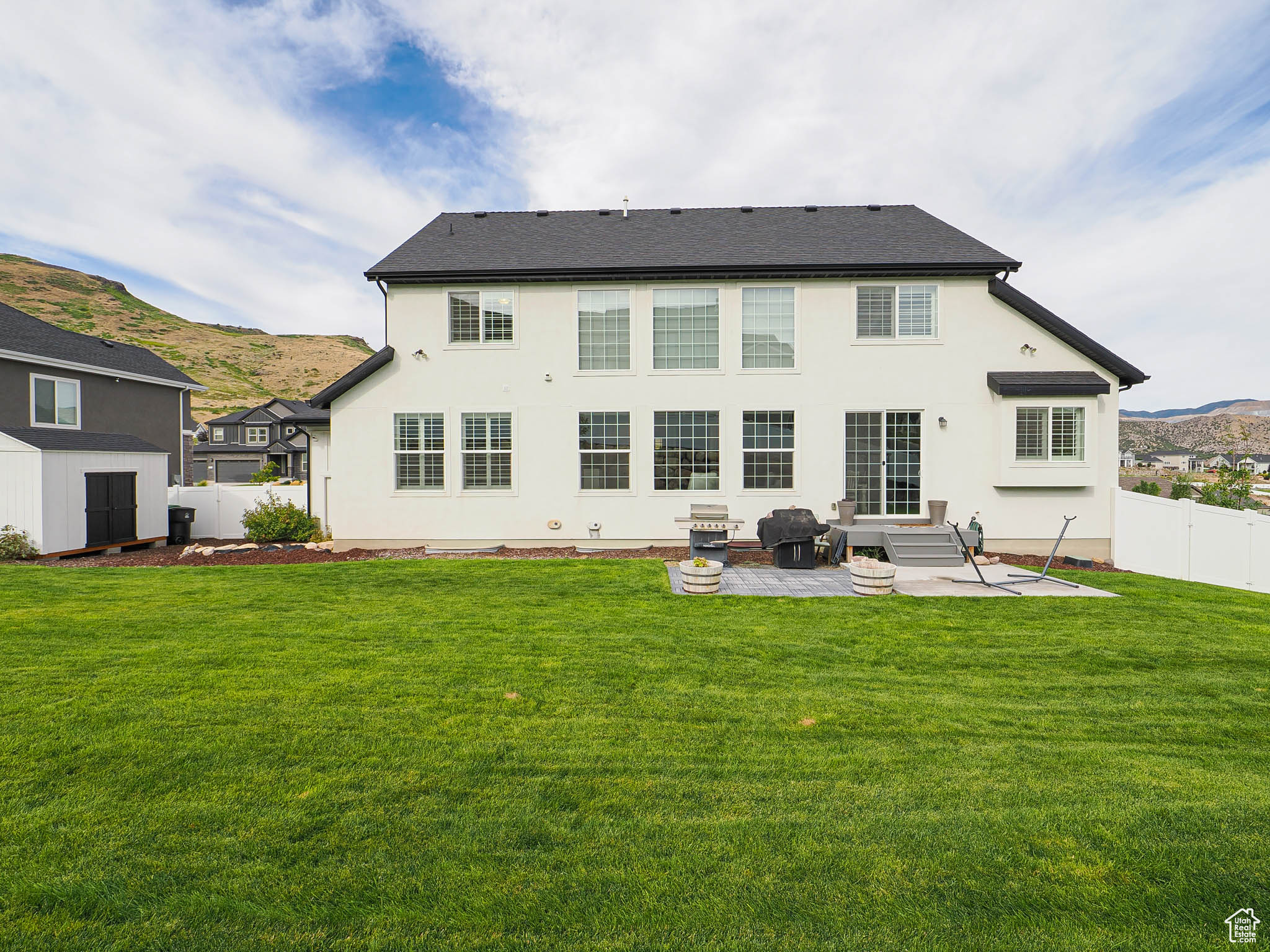 COVE AT HERRIMAN SPRINGS PHASE 1 - Residential