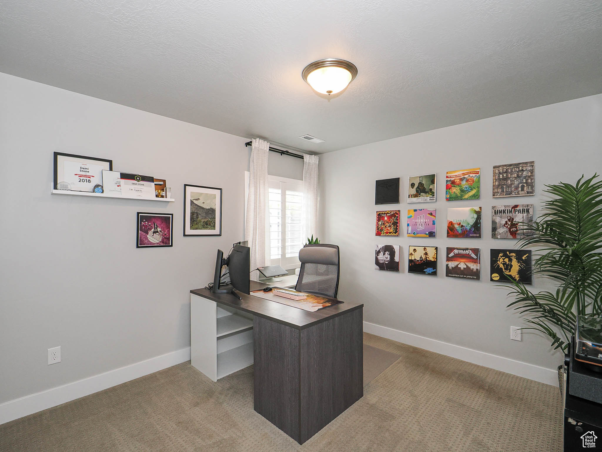 COVE AT HERRIMAN SPRINGS PHASE 1 - Residential