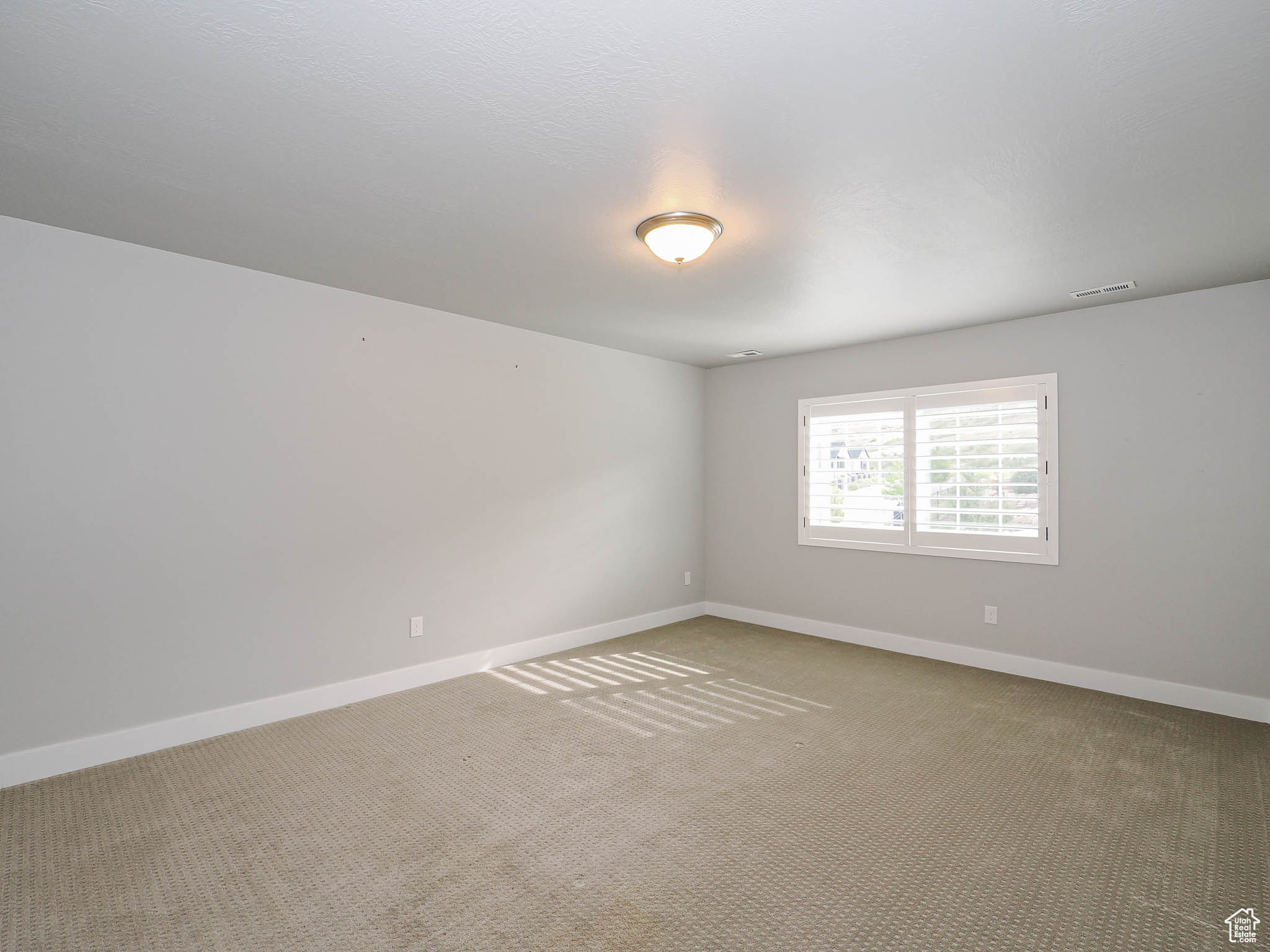 COVE AT HERRIMAN SPRINGS PHASE 1 - Residential