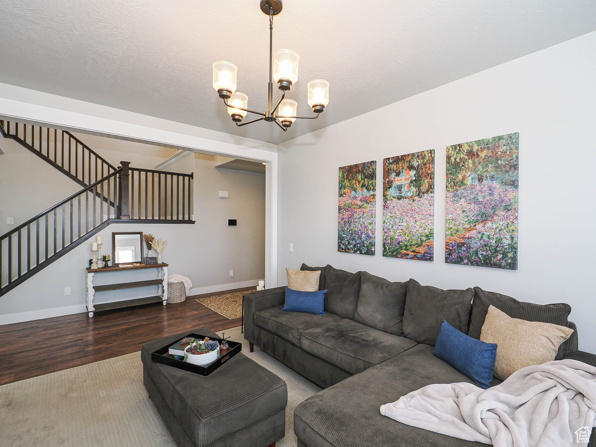 COVE AT HERRIMAN SPRINGS PHASE 1 - Residential