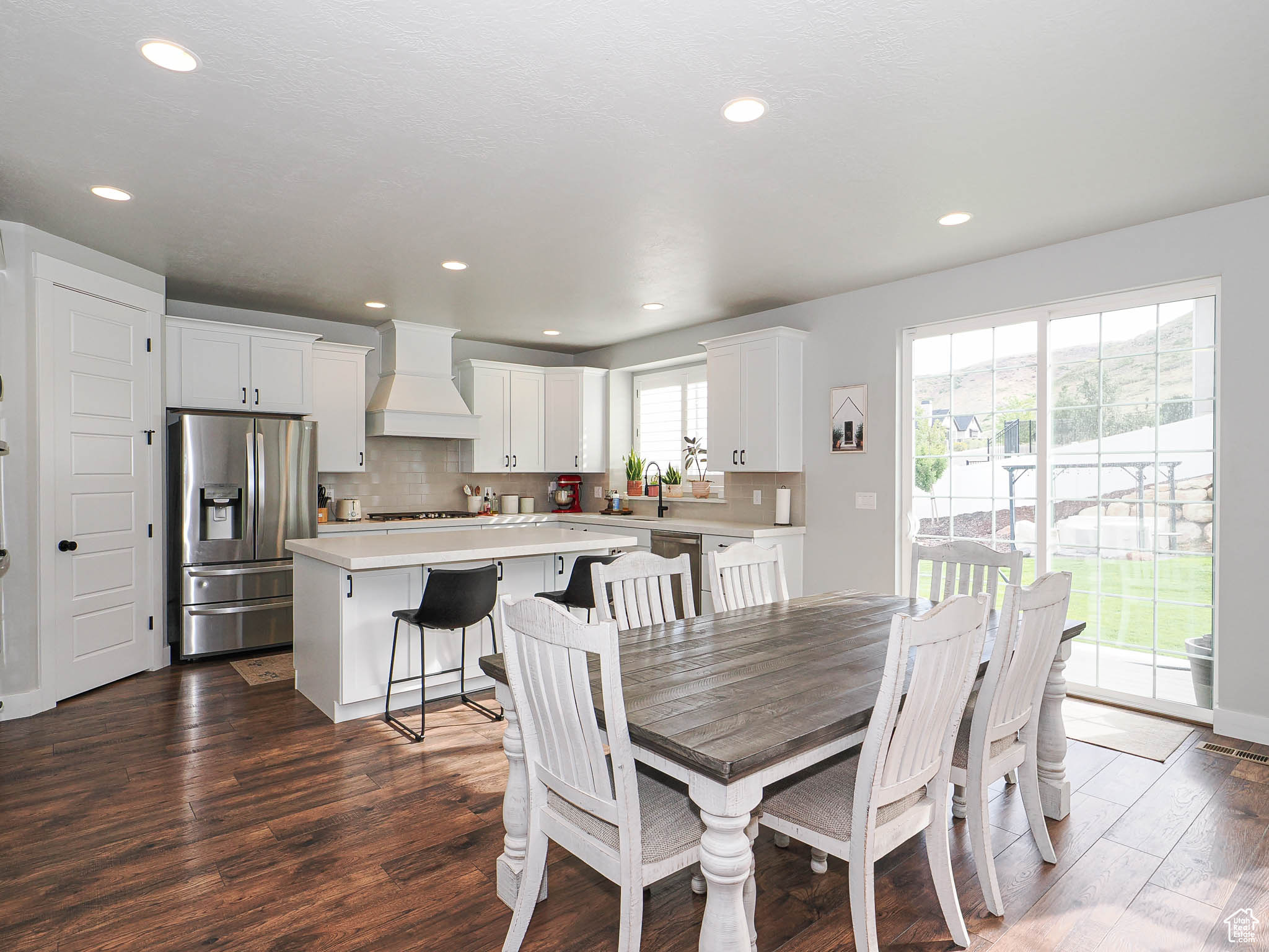 COVE AT HERRIMAN SPRINGS PHASE 1 - Residential