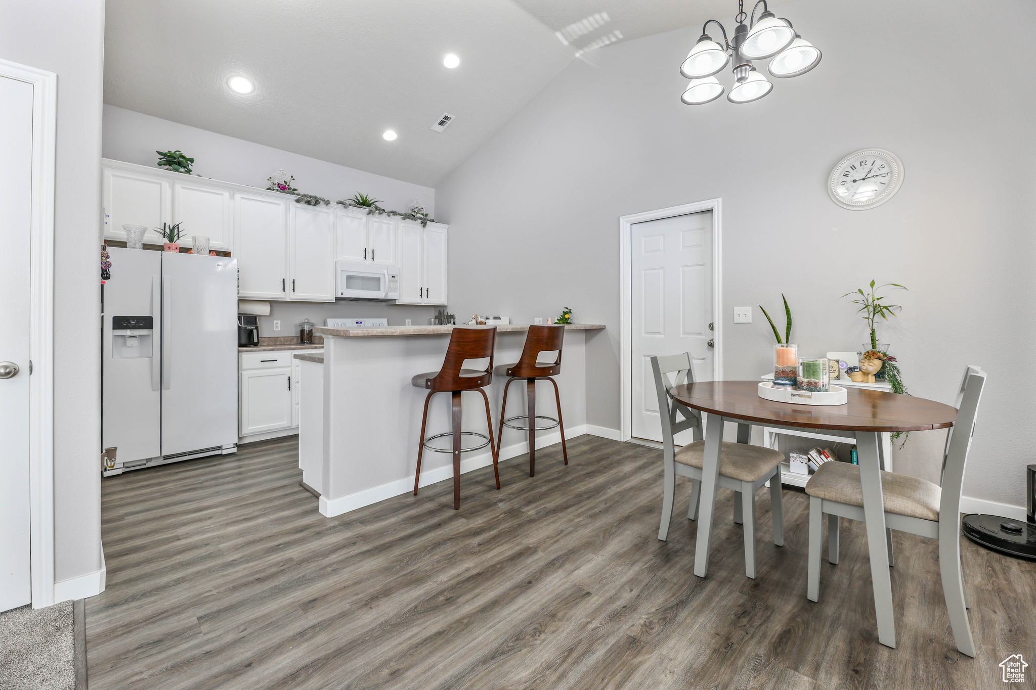 7356 S Geralee Ln, West Jordan, Utah image 9