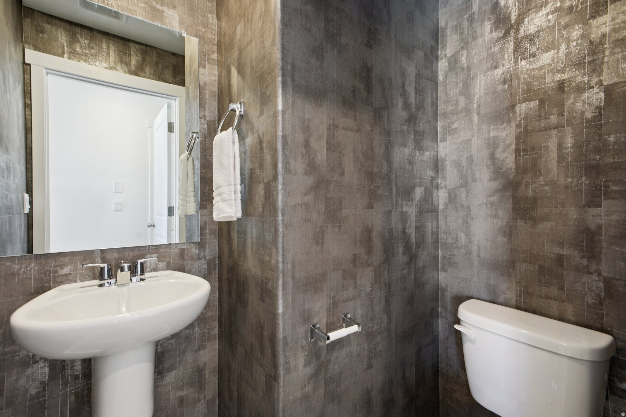 WESTERN ACRES - Residential