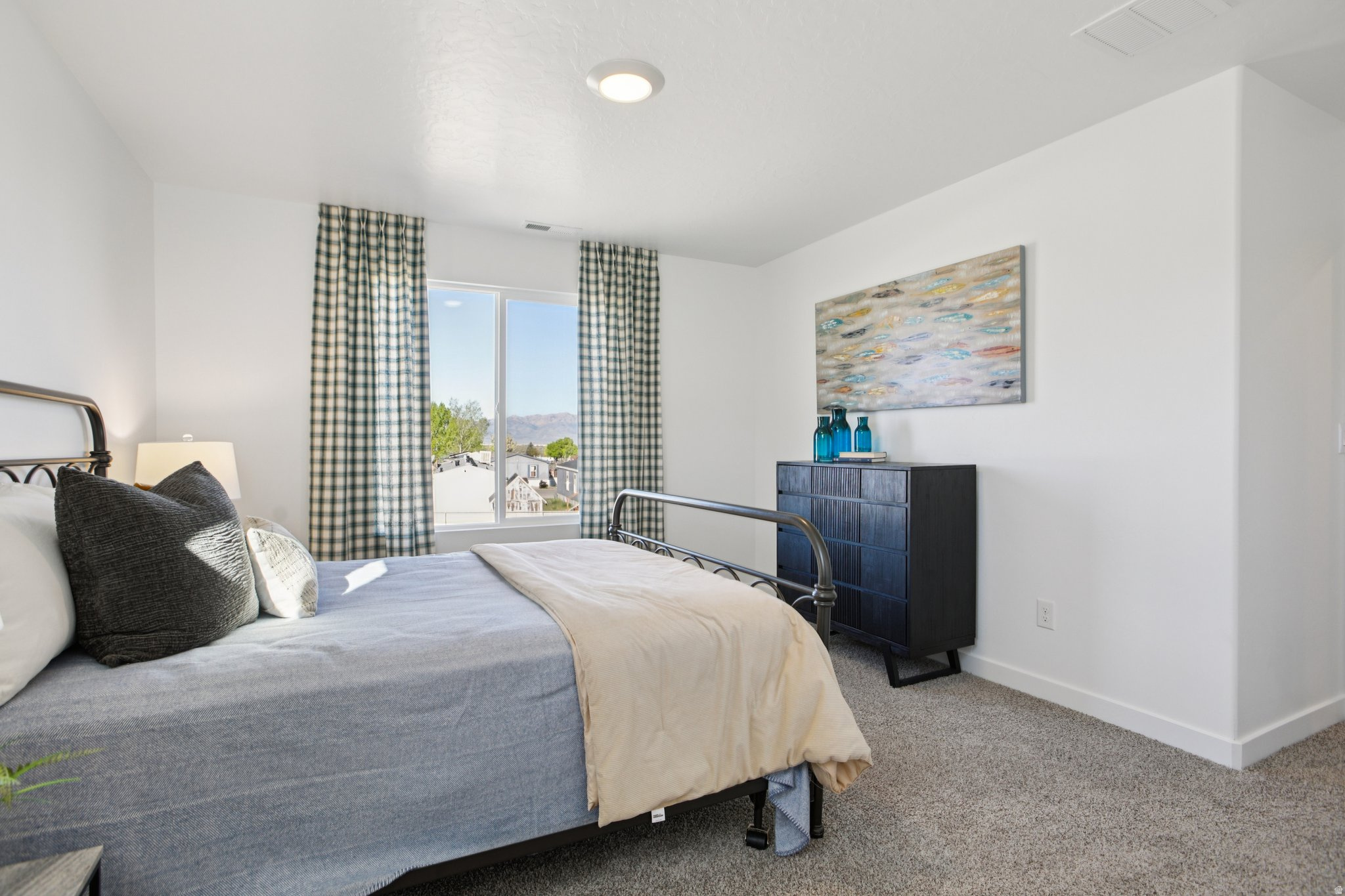 WESTERN ACRES - Residential