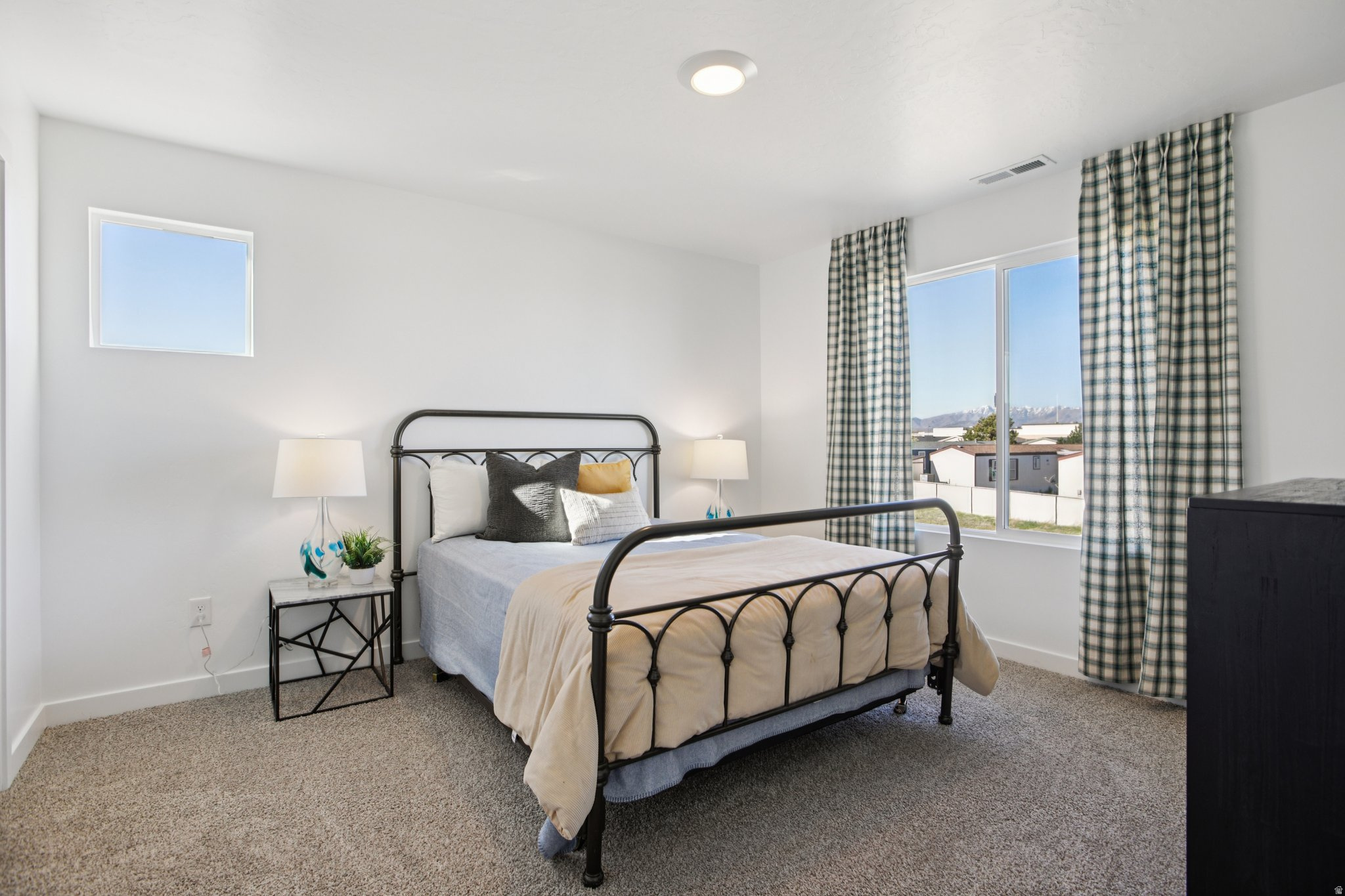 WESTERN ACRES - Residential