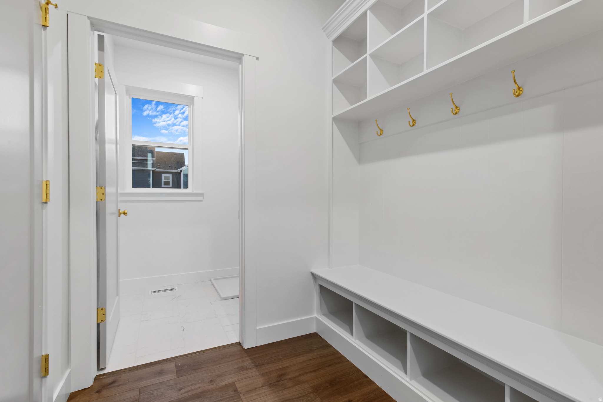 DAYBREAK - Residential