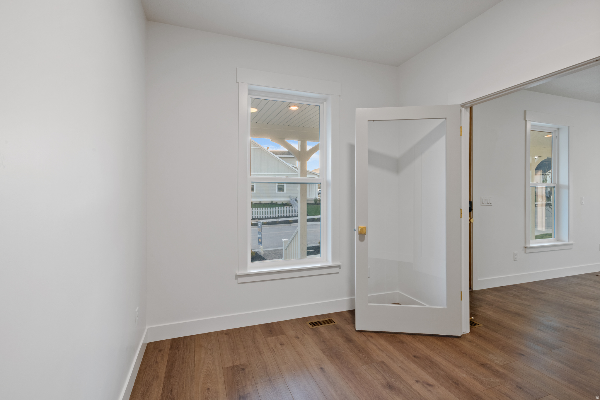 DAYBREAK - Residential