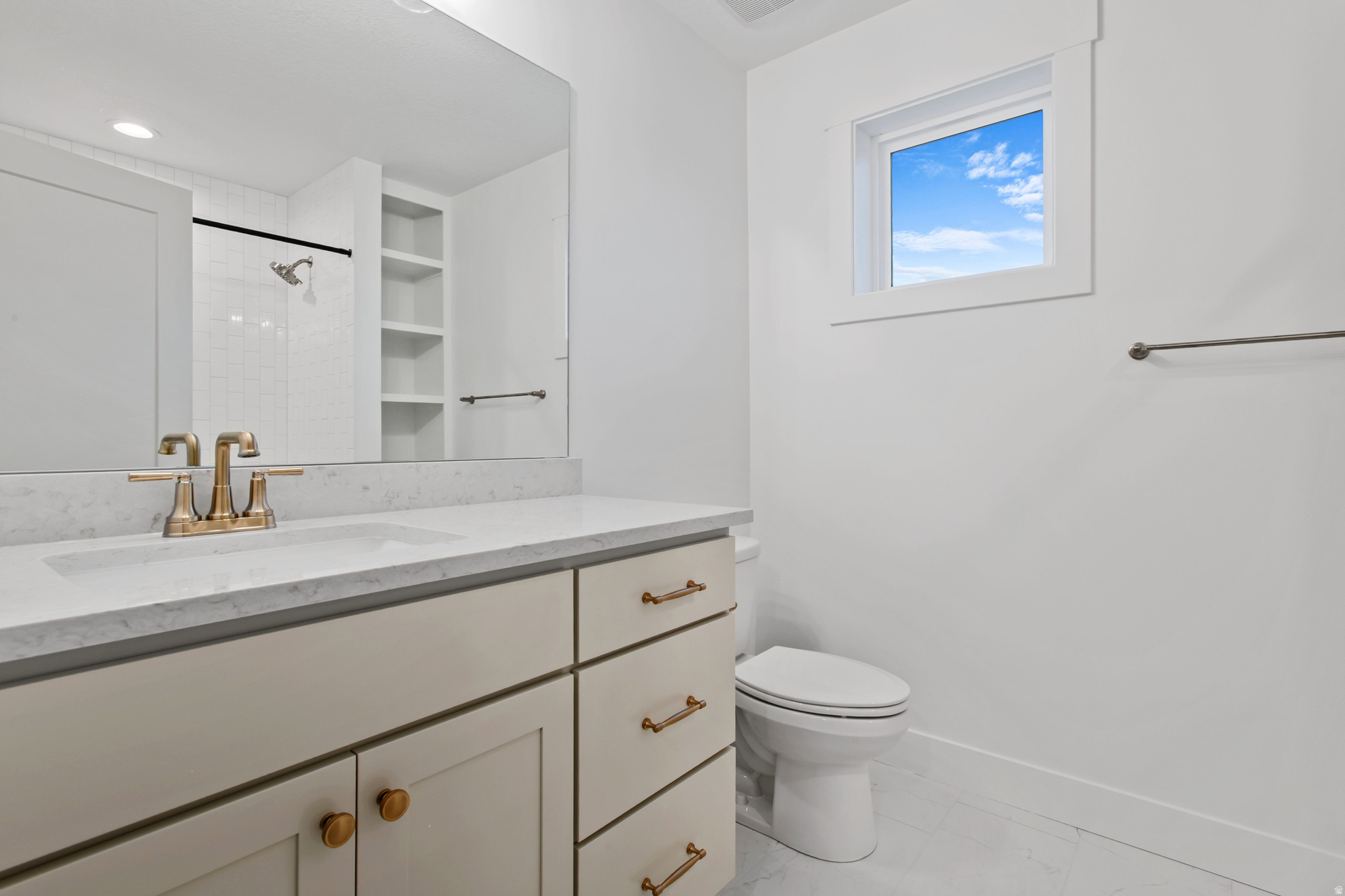 DAYBREAK - Residential