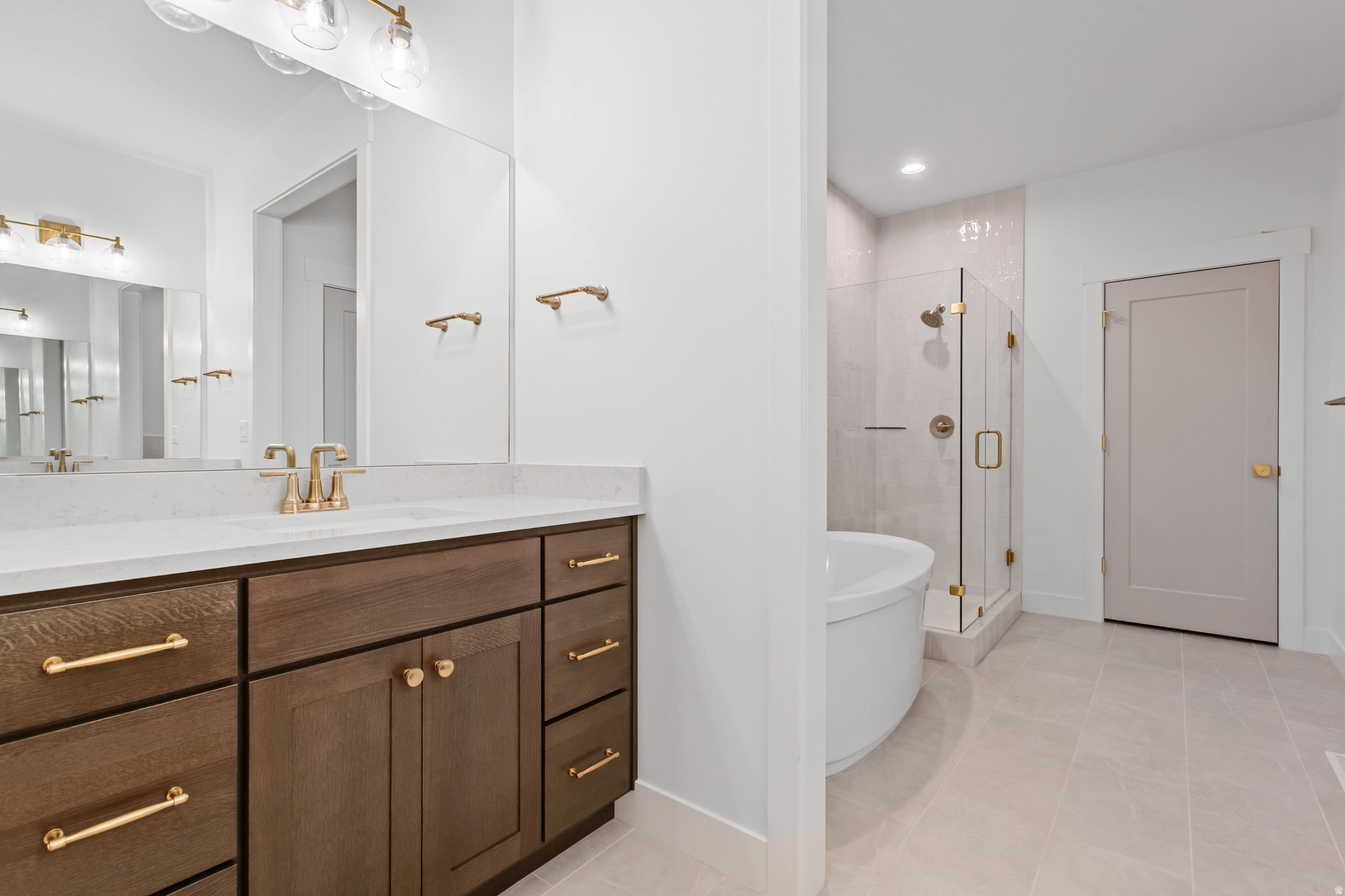 DAYBREAK - Residential