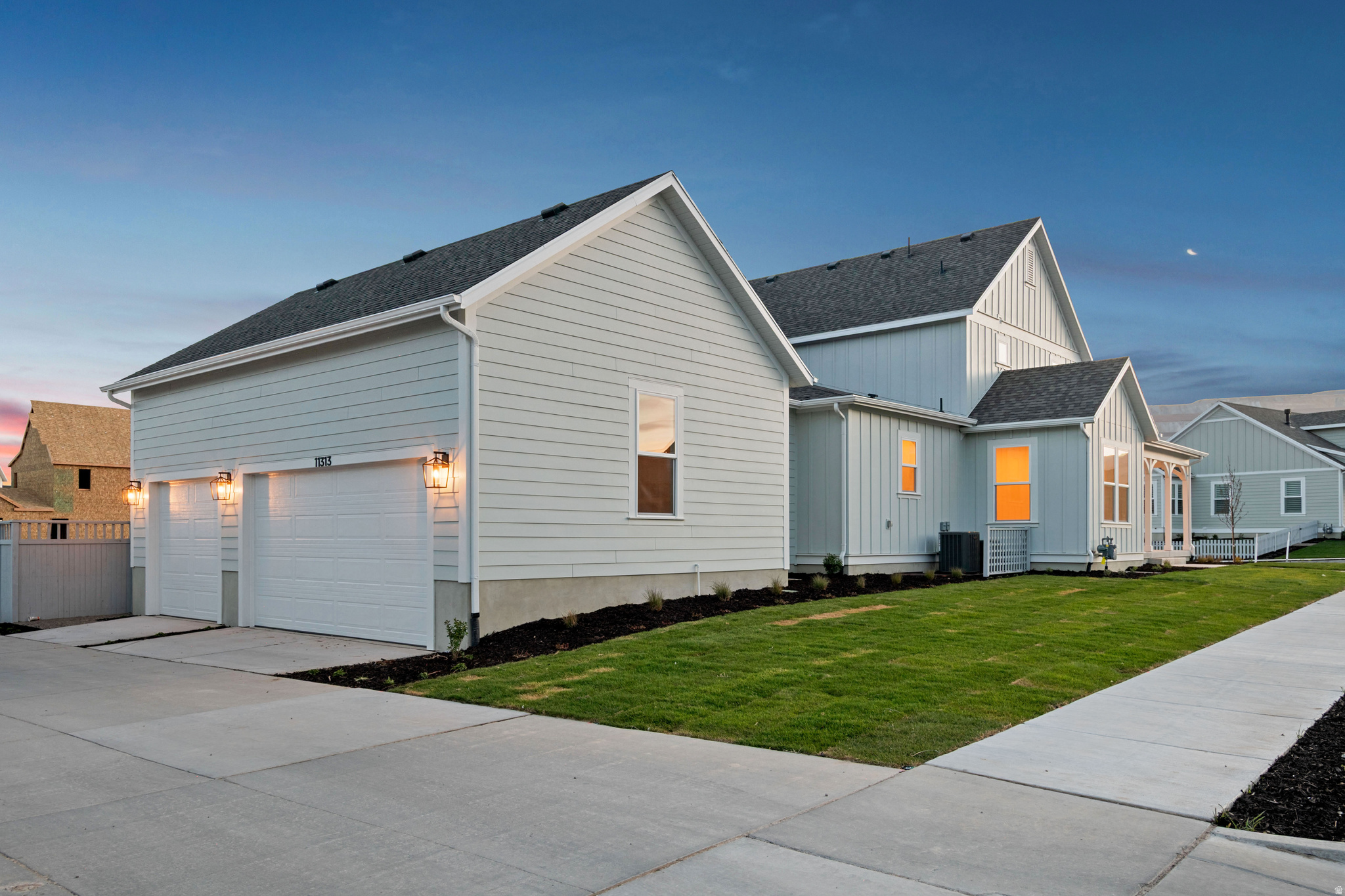 DAYBREAK - Residential