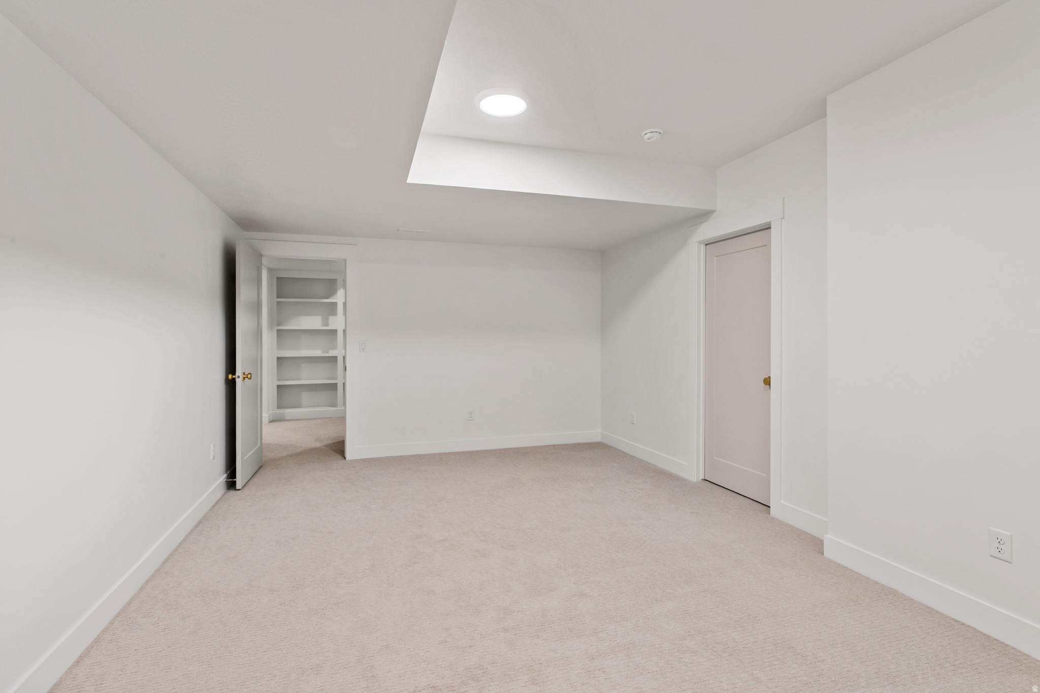 DAYBREAK - Residential