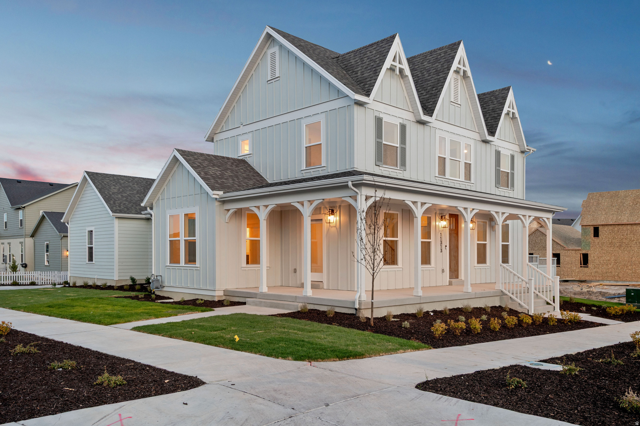 DAYBREAK - Residential