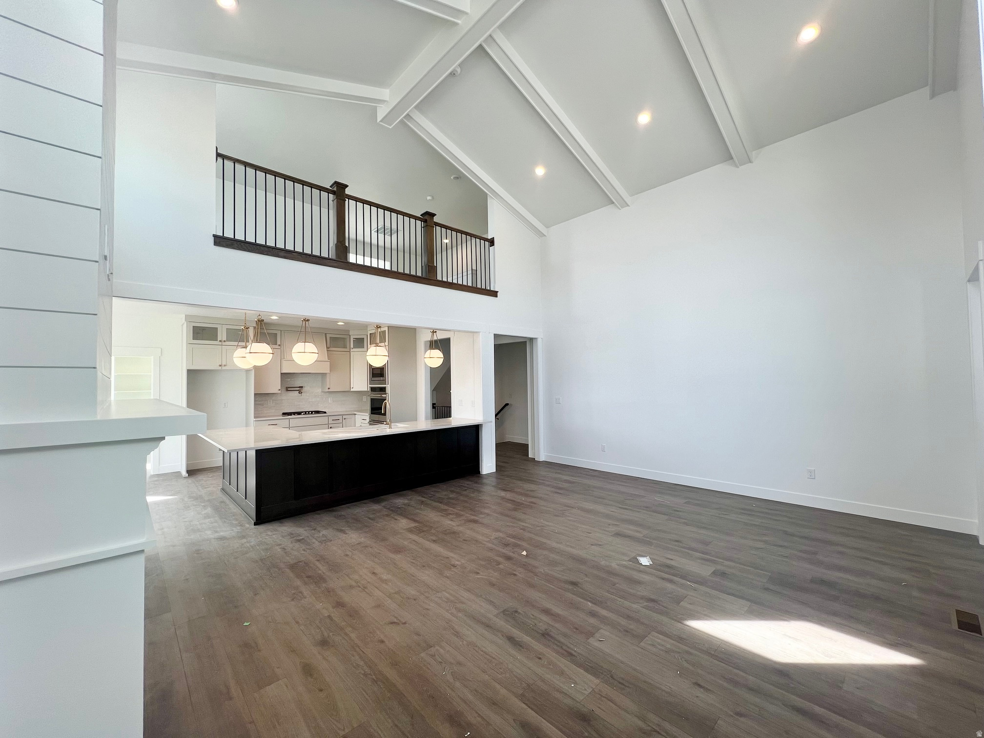 DAYBREAK - Residential