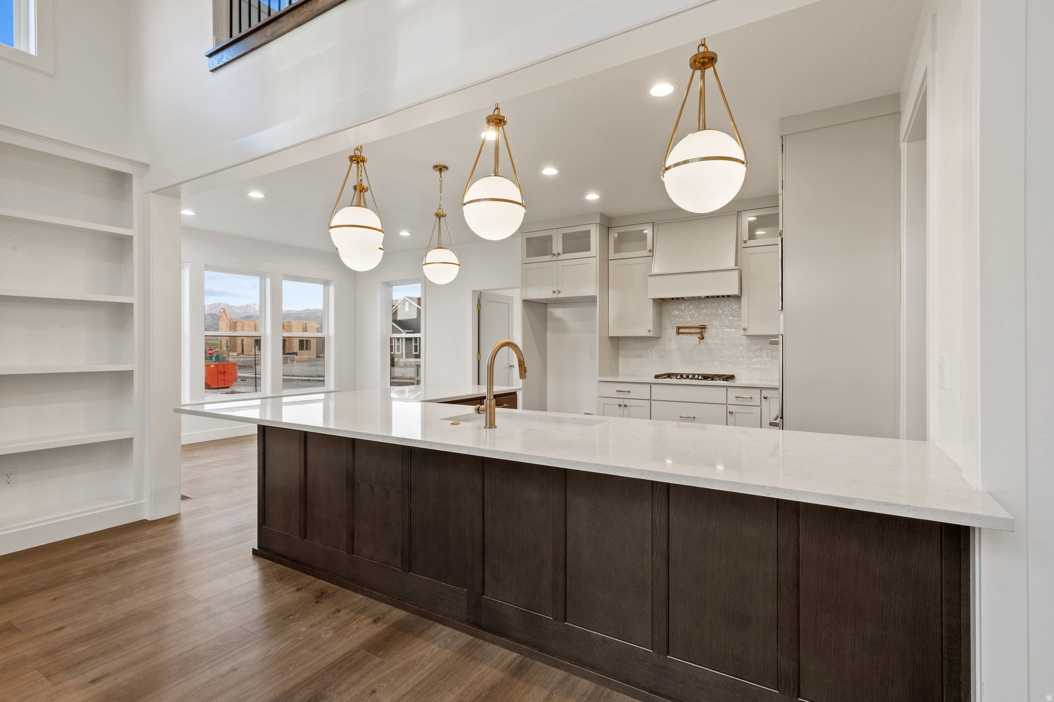 DAYBREAK - Residential