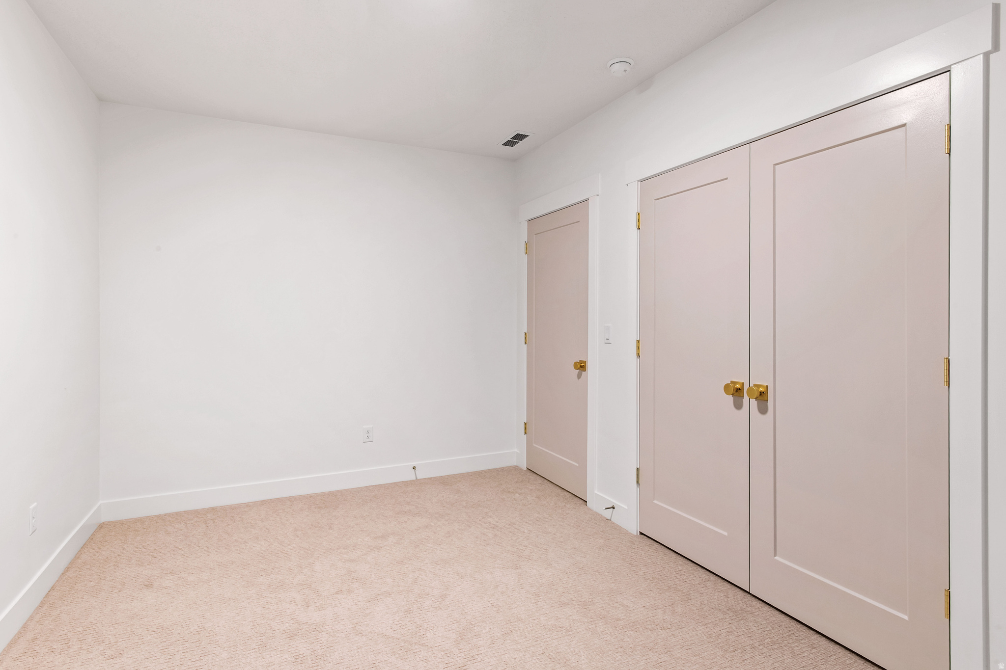 DAYBREAK - Residential