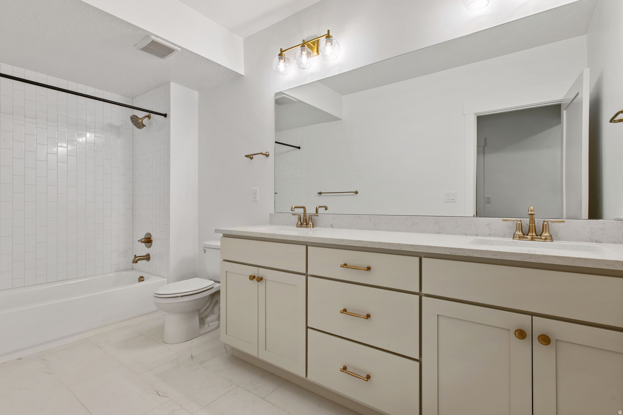 DAYBREAK - Residential