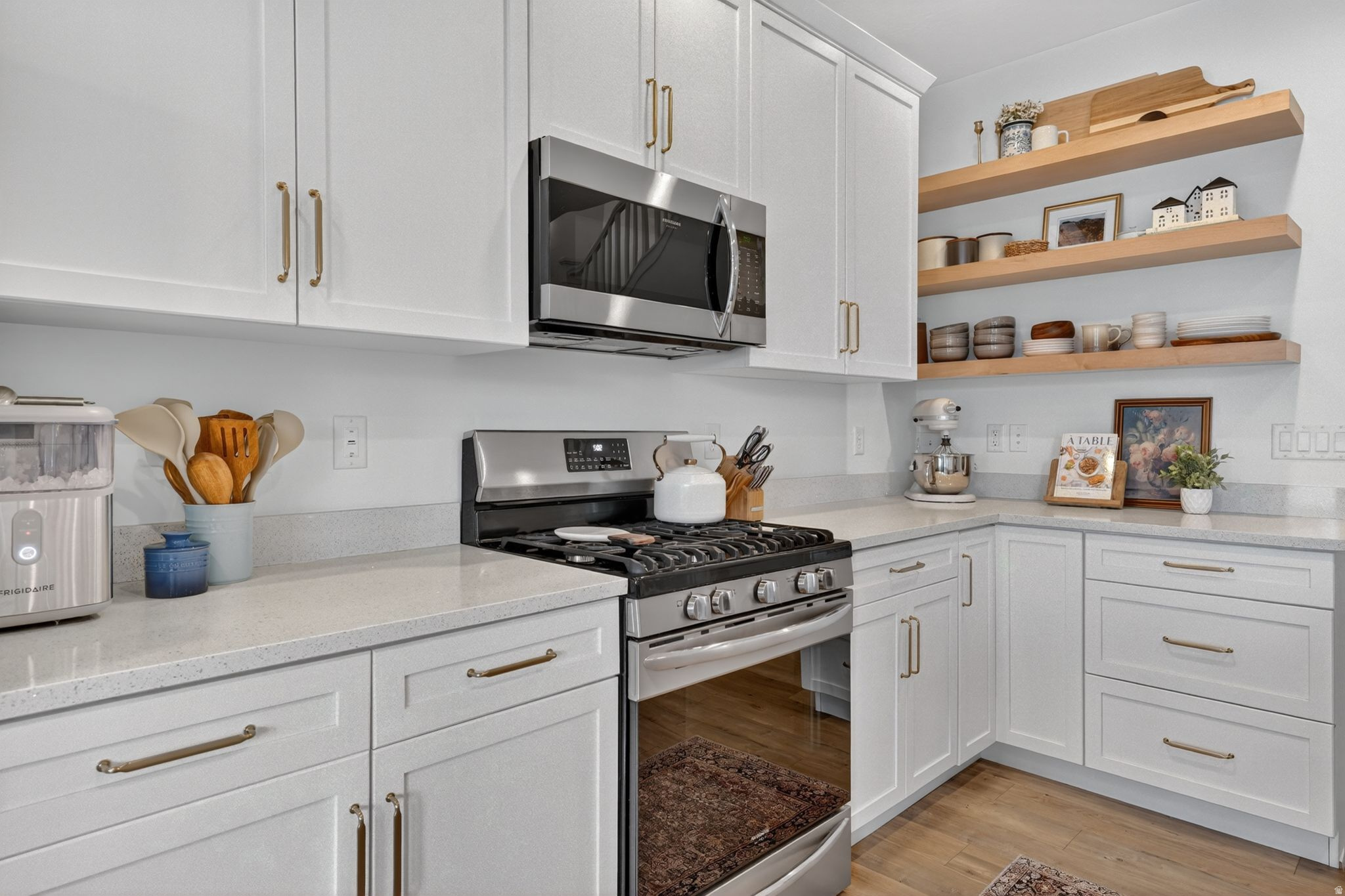 DAYBREAK - Residential