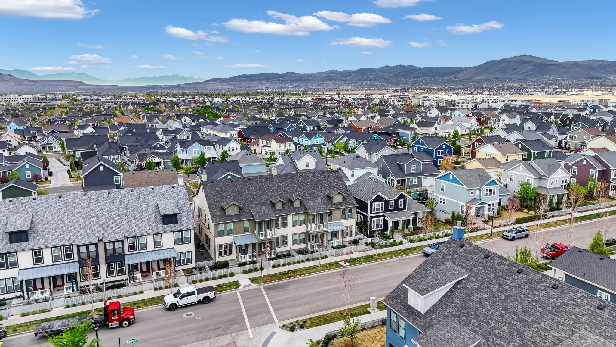 DAYBREAK - Residential