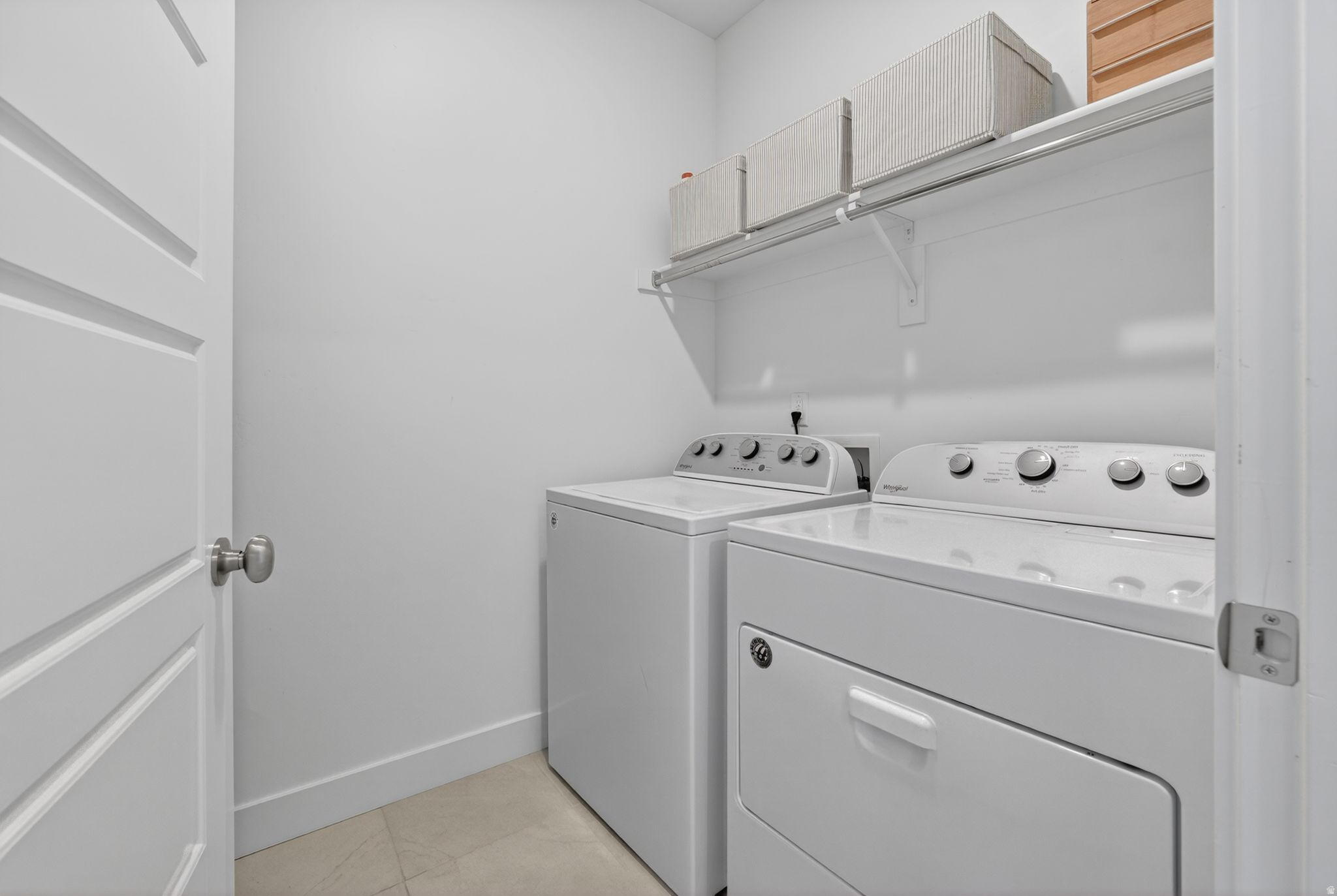 DAYBREAK - Residential