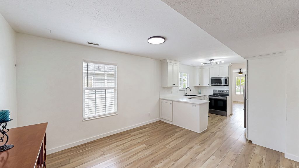 Photo of 187 N 860 W, Spanish Fork, UT 84660 (MLS # 2155728)