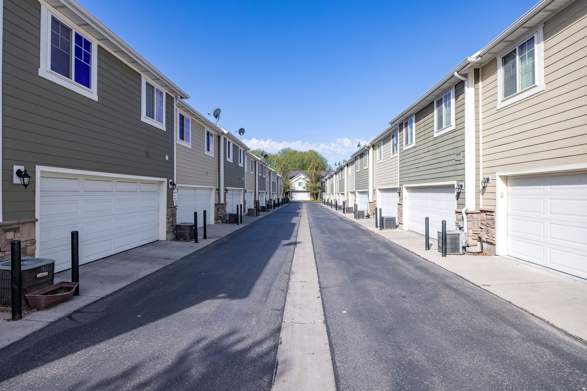 RIVER CROSSING - Residential