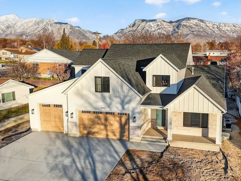 Photo of 890 N WHIPPLE DR, Lehi, UT 84043 (MLS # 2130373)