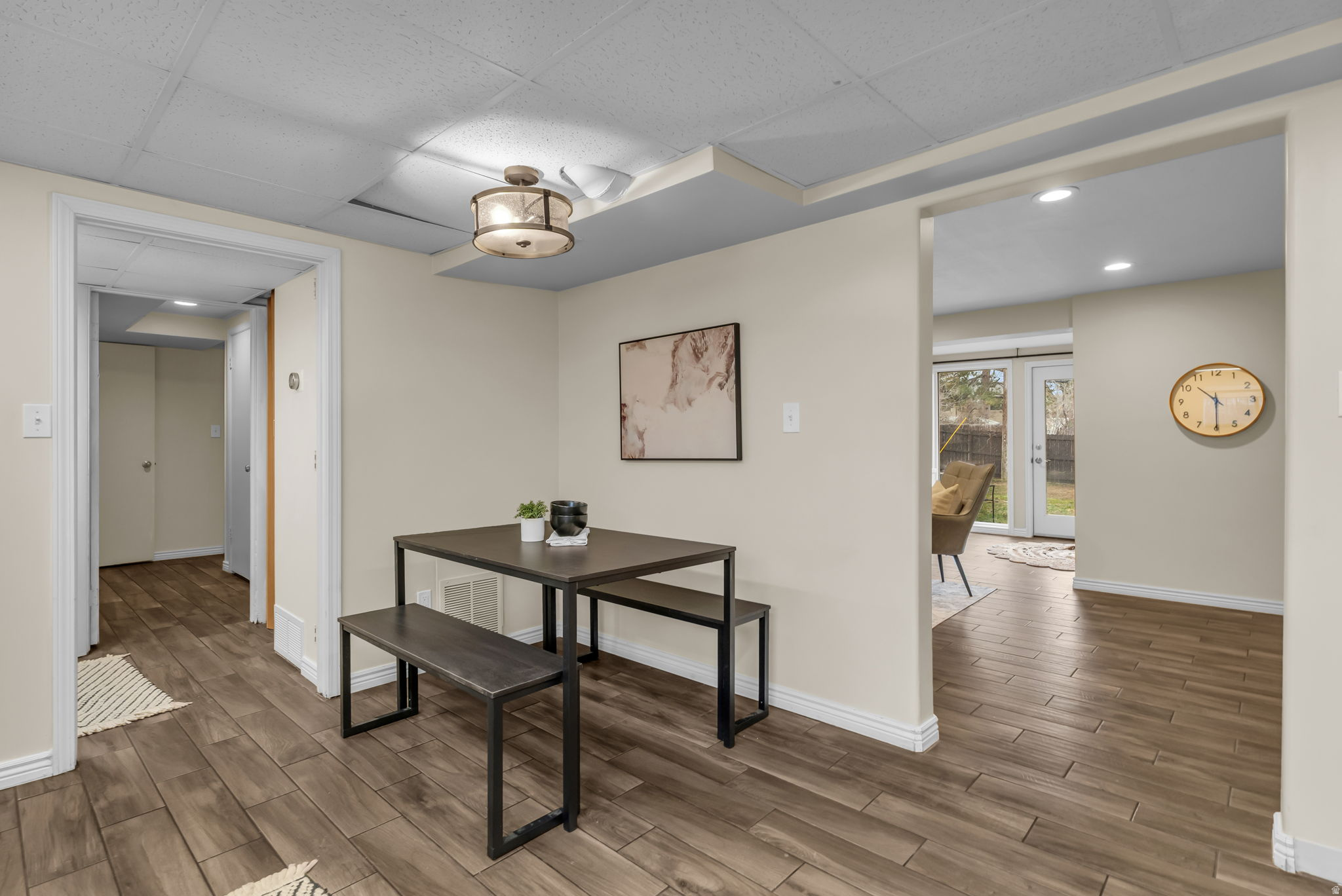 HOLLADAY HILLS - Residential Income