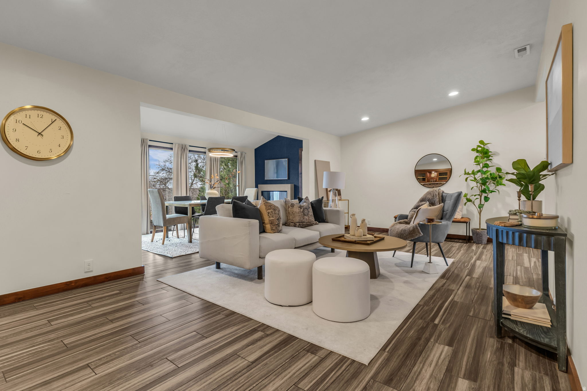 HOLLADAY HILLS - Residential Income