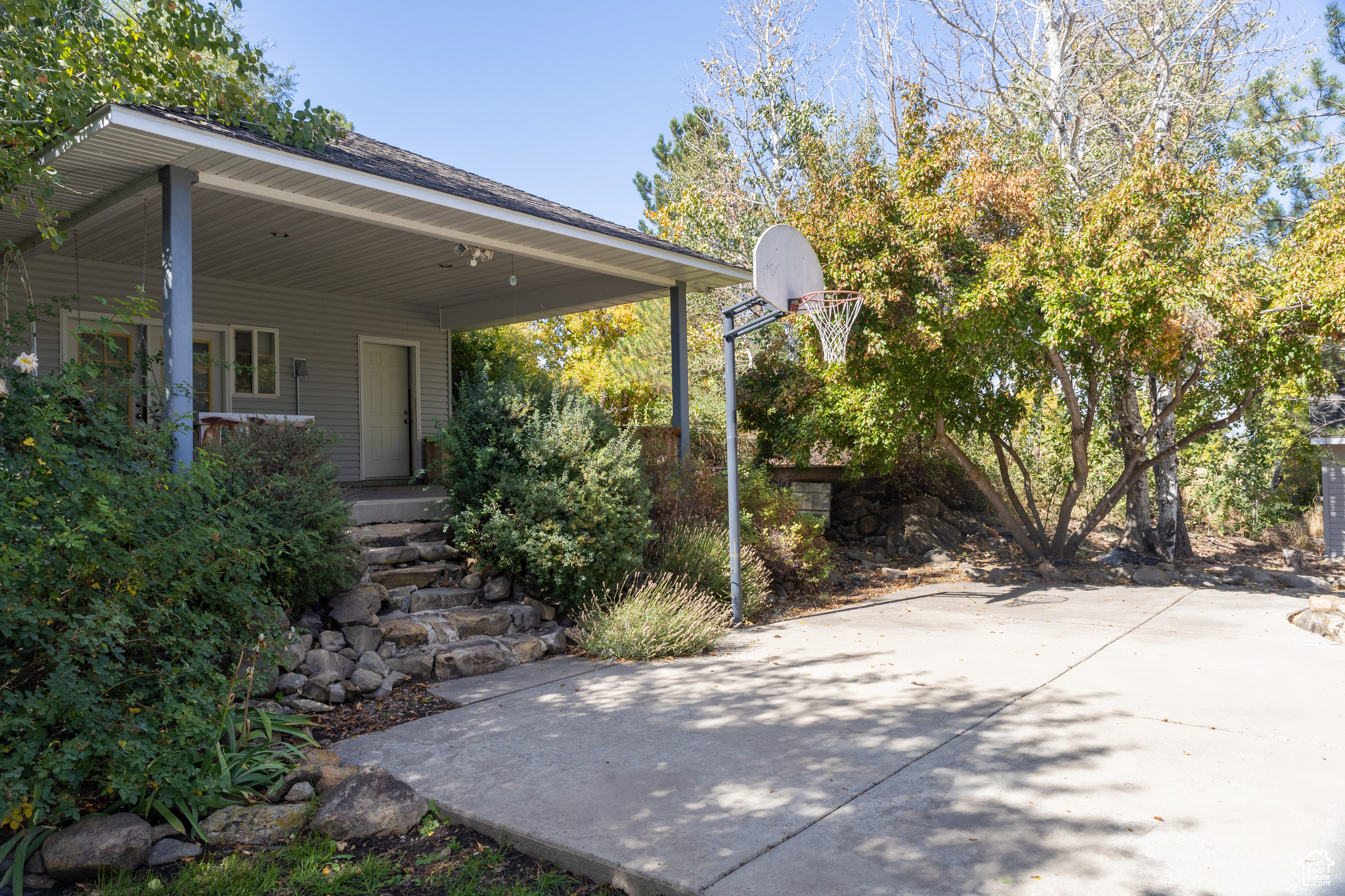 COBBLESTONE - Residential