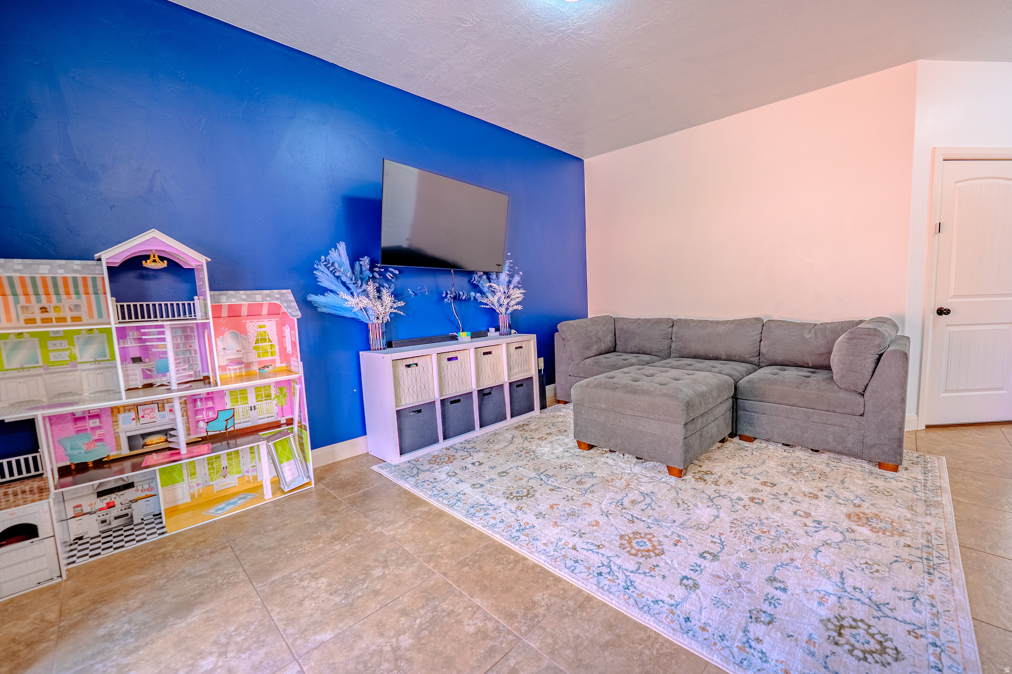 MILLCREEK SPRINGS TOWNHOMES - Residential