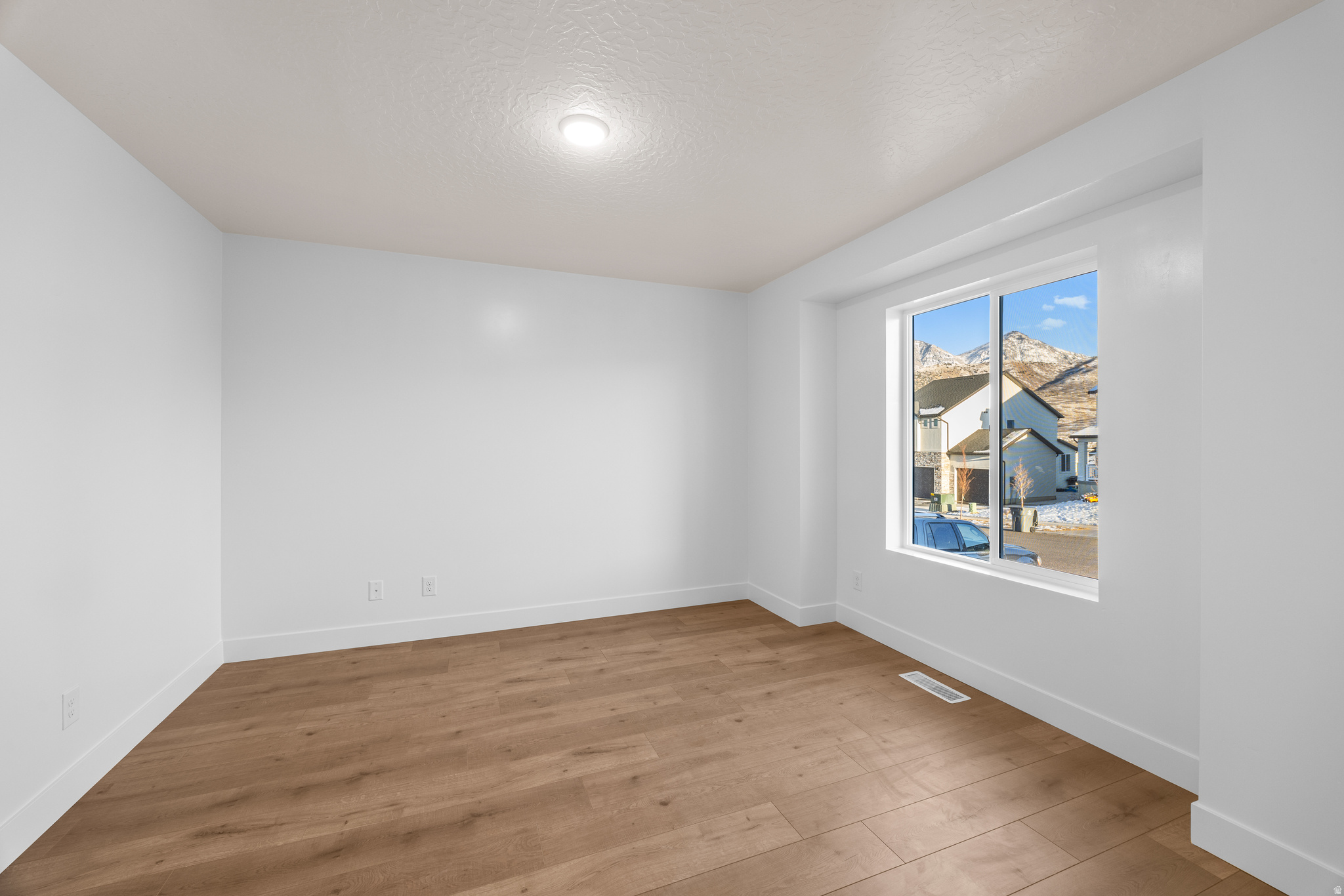 SUMMIT RIDGE THE HILLS - Residential