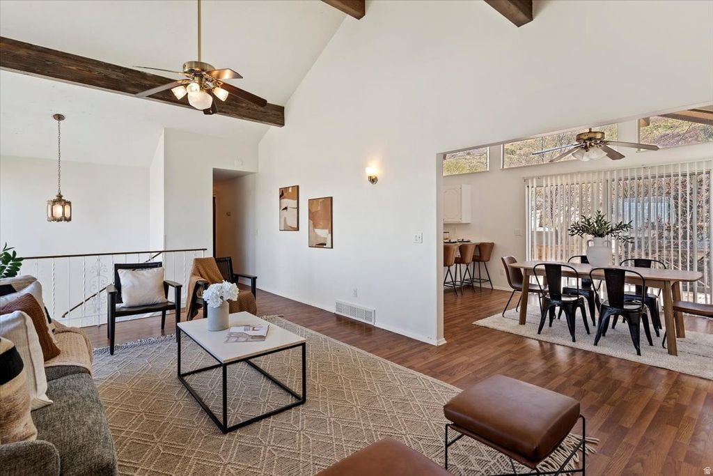 Photo of 912 N EASTSIDE DR, Layton, UT 84040 (MLS # 2146099)