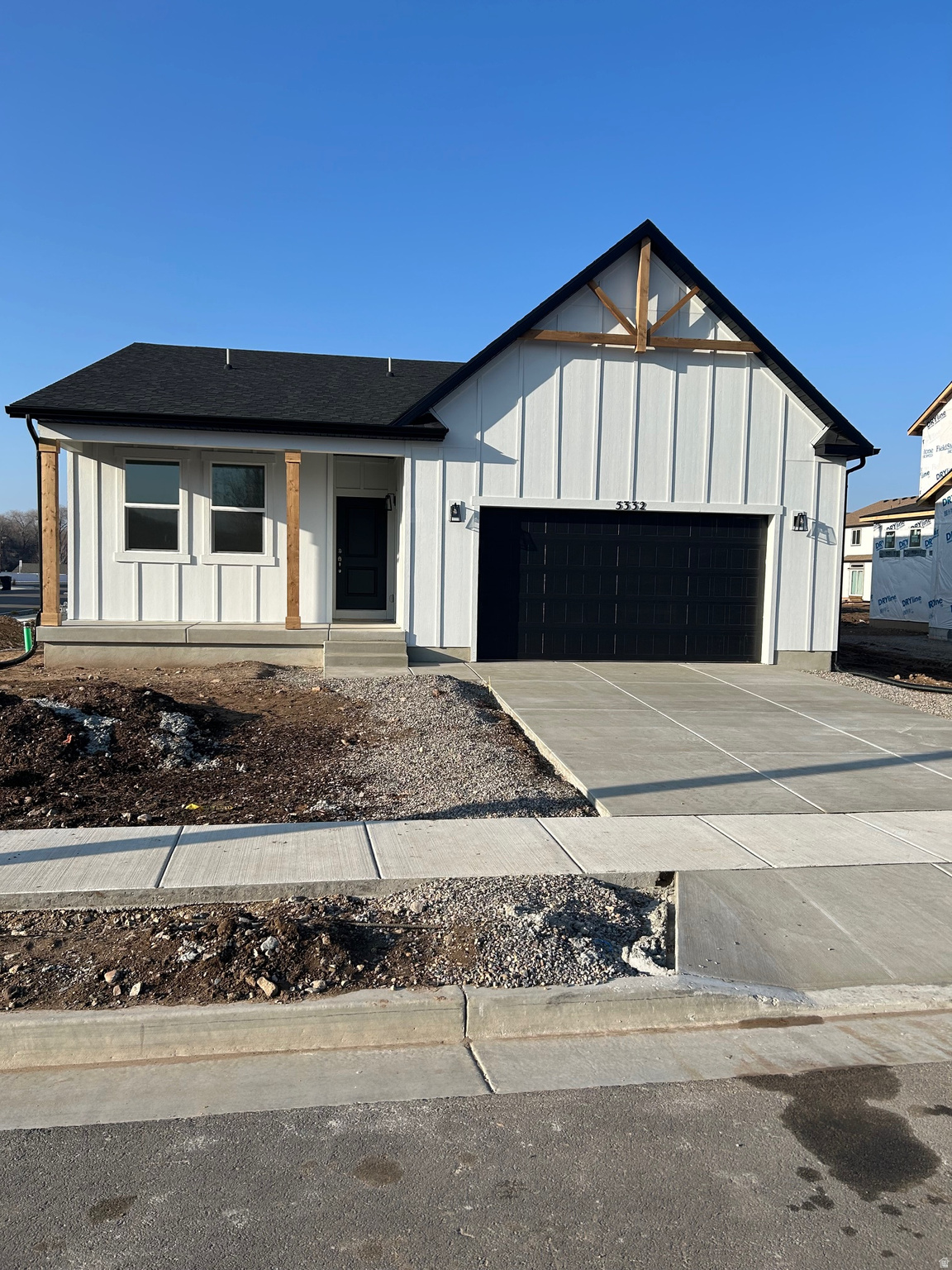 RIVERSIDE ESTATES - Residential