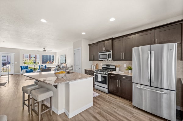 36 W GILBRIDE AVE, SALT LAKE CITY, UT 84107 - Image dcf6bab47df16b0d0ea396cbc2b6110b/2562296922
