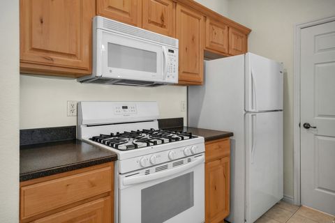Tiny photo for 1052 S CANYON MEADOWS DR #4, Provo, UT 84606 (MLS # 2124864)