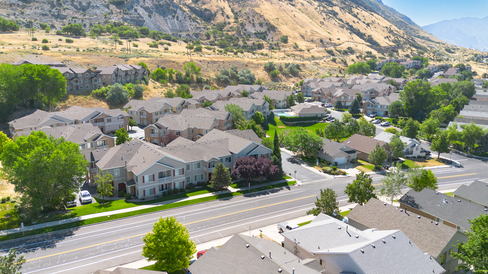 CANYON MEADOW CONDOS AT SUNRIDGE - Residential