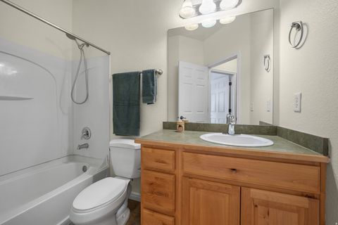 Tiny photo for 1052 S CANYON MEADOWS DR #4, Provo, UT 84606 (MLS # 2124864)