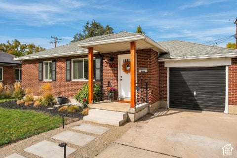 Tiny photo for 1034 W SIGNORA DR, Salt Lake City, UT 84116 (MLS # 2189991)