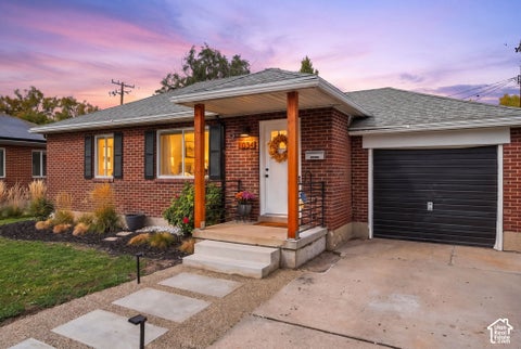 Tiny photo for 1034 W SIGNORA DR, Salt Lake City, UT 84116 (MLS # 2189991)